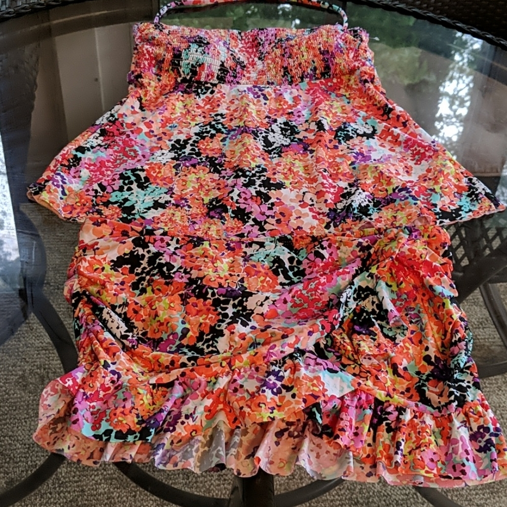 Kenneth Cole Reaction Skirted Tankini